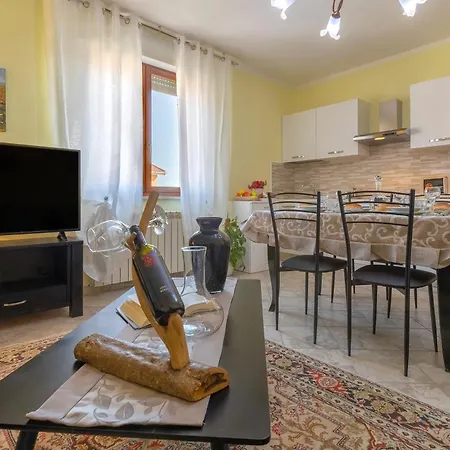 Casa Clara In In The Nuraghe Of Santa Cadrina A Short Distance From The Beaches * Uri