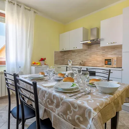 Apartment Casa Clara In In The Nuraghe Of Santa Cadrina A Short Distance From The Beaches