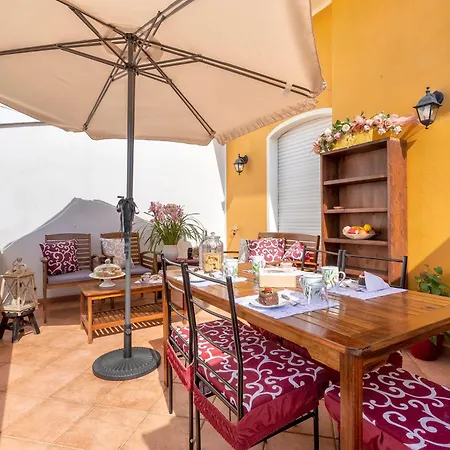 Apartment Casa Clara In In The Nuraghe Of Santa Cadrina A Short Distance From The Beaches *
