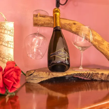 Casa Clara In In The Nuraghe Of Santa Cadrina A Short Distance From The Beaches Appartement Uri