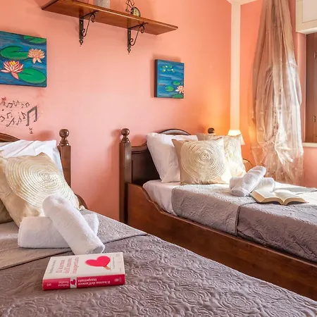 Apartmán Casa Clara In In The Nuraghe Of Santa Cadrina A Short Distance From The Beaches Uri