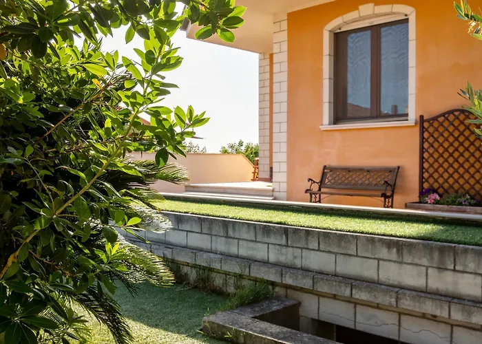 Casa Clara In In The Nuraghe Of Santa Cadrina A Short Distance From The Beaches