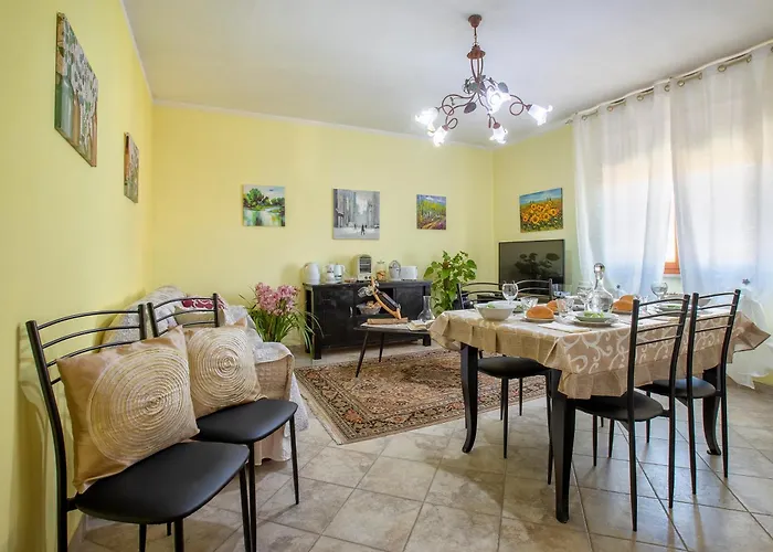 Casa Clara In In The Nuraghe Of Santa Cadrina A Short Distance From The Beaches *