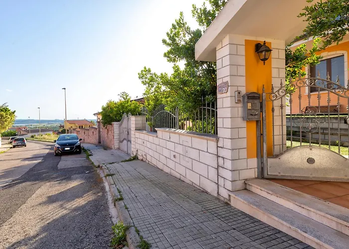Casa Clara In In The Nuraghe Of Santa Cadrina A Short Distance From The Beaches Daire *