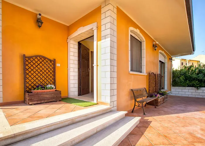 Casa Clara In In The Nuraghe Of Santa Cadrina A Short Distance From The Beaches