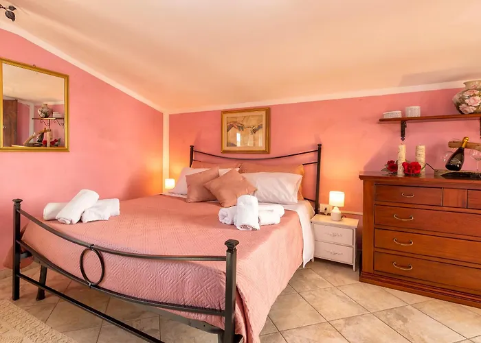 Daire Casa Clara In In The Nuraghe Of Santa Cadrina A Short Distance From The Beaches *