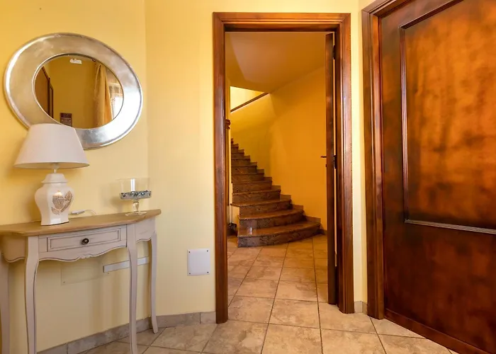 Casa Clara In In The Nuraghe Of Santa Cadrina A Short Distance From The Beaches * Uri