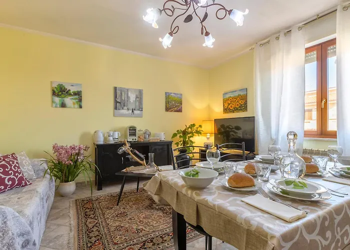 Casa Clara In In The Nuraghe Of Santa Cadrina A Short Distance From The Beaches *